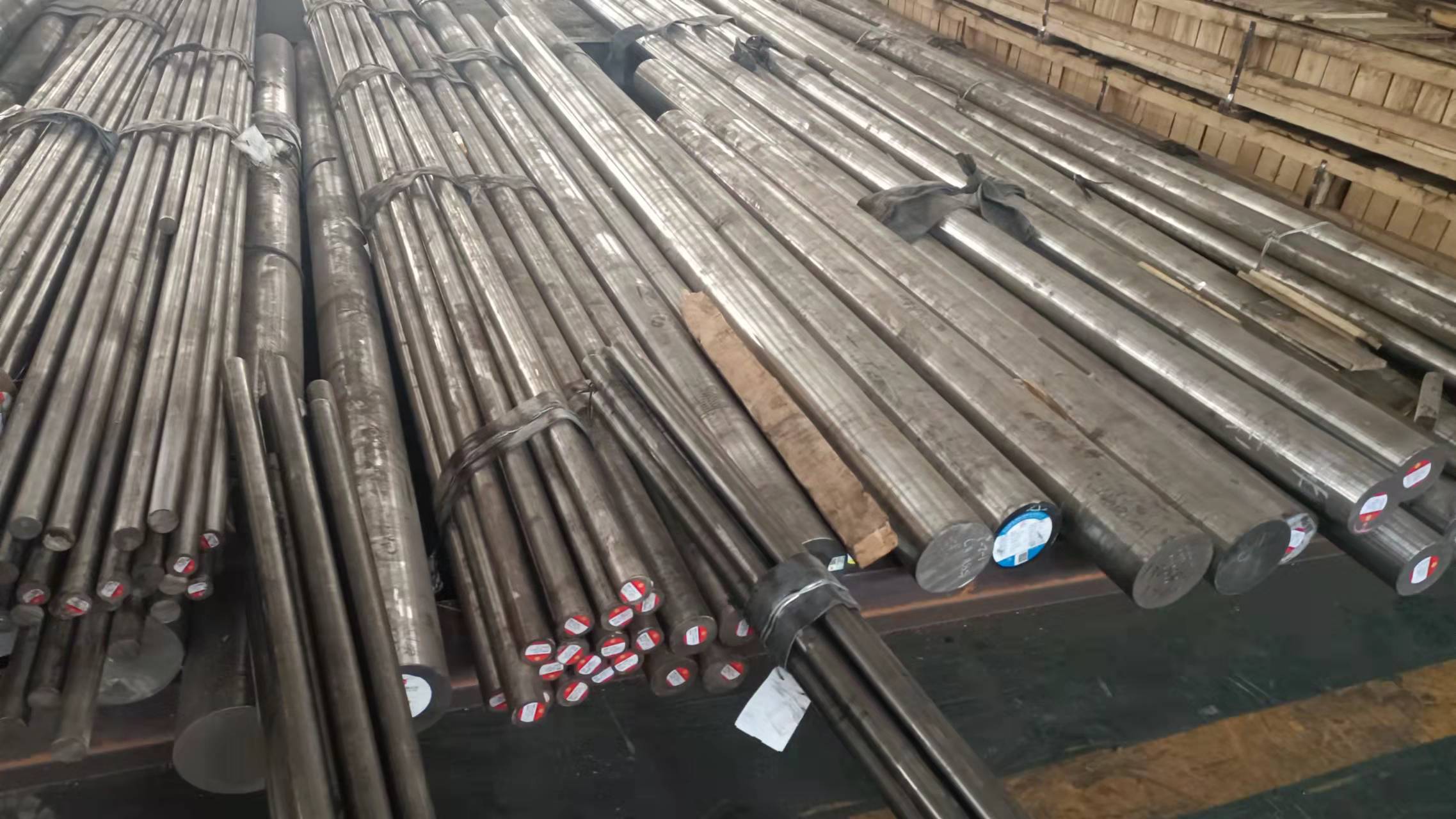 GJB     30crmnsia圓鋼.jpg